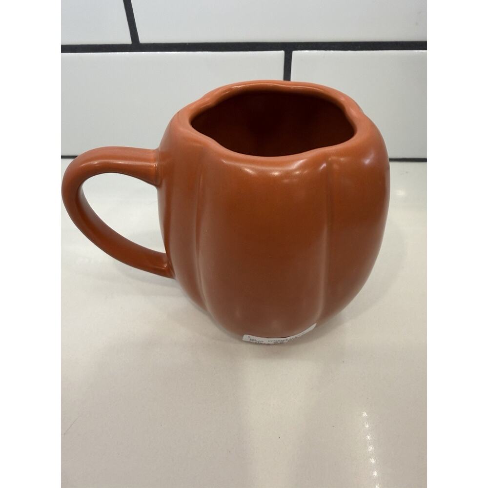 New 2023 RAE DUNN fall “PUMPKIN SPICE” Mug Pumpkin Shape Burnt Orange 🎃 - Picture 3 of 4